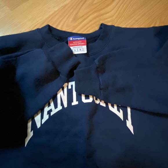 Champion Nantucket sweatshirt kids 8-10. Kids L. Similar to 8-10. Navy color - Picture 3 of 3